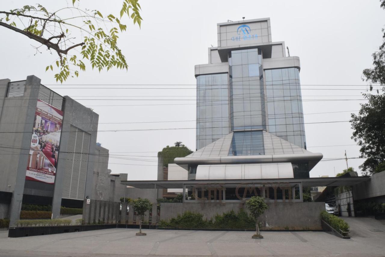 The Maya Hotel Jalandhar Dış mekan fotoğraf